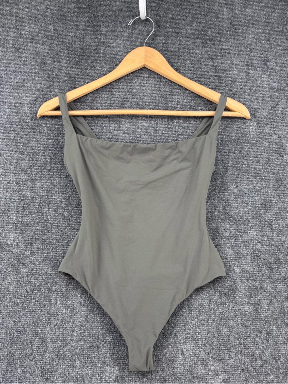Skims Fits Everybody Gray Square Neck Bodysuit Women’s S Capsule Minimalist